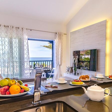 Lidia & Paco Home Two Bedrooms Beachfront Playa Del Aguila  المظهر الخارجي الصورة
