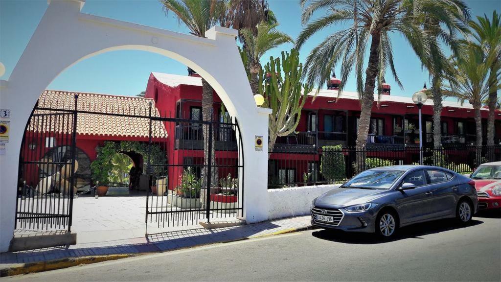 Lidia & Paco Home Two Bedrooms Beachfront Playa Del Aguila  المظهر الخارجي الصورة