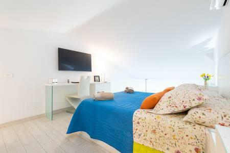 Lidia & Paco Home Two Bedrooms Beachfront Playa Del Aguila  المظهر الخارجي الصورة